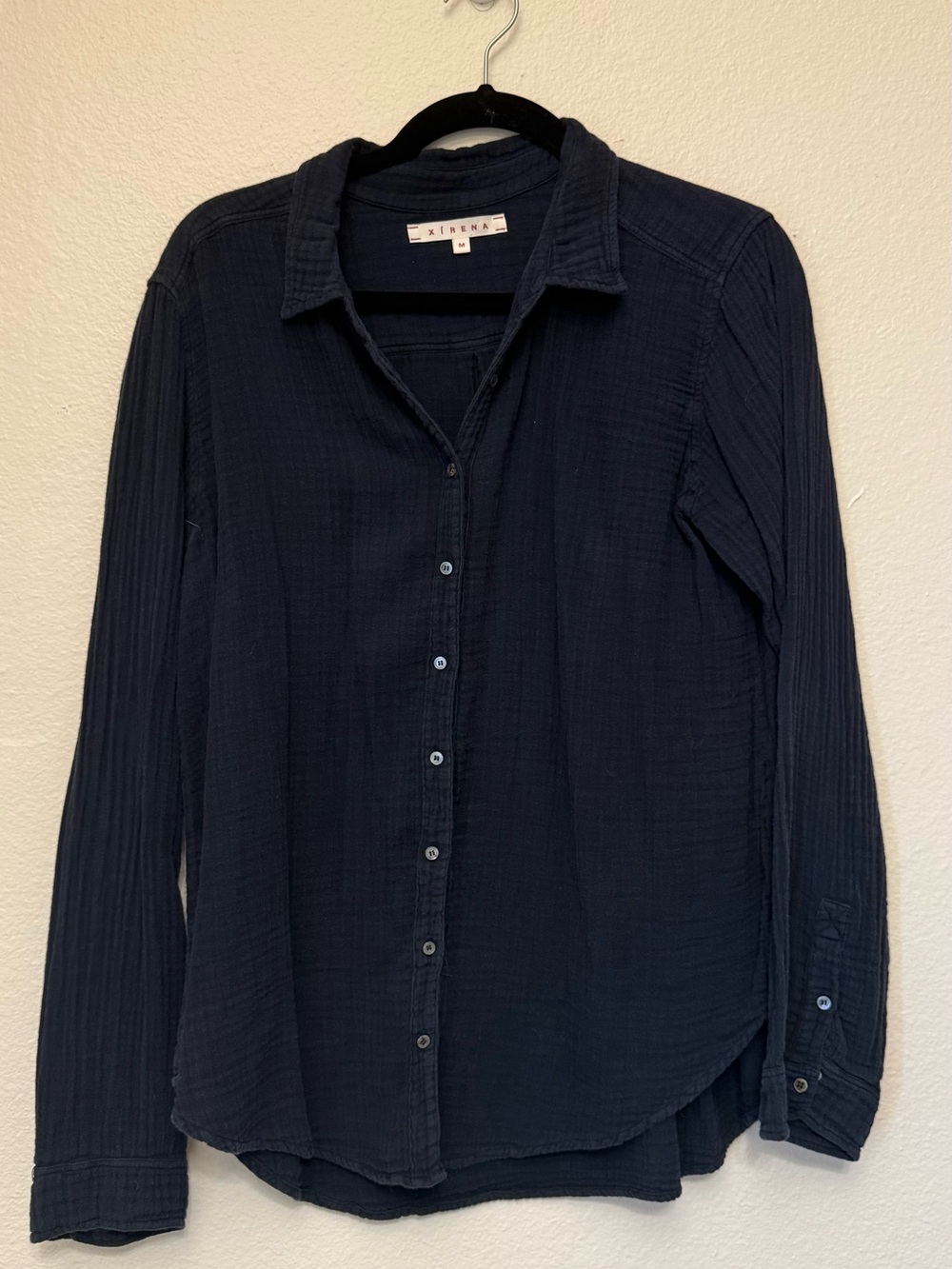 XiRENA Dark Navy Gauze Linen Button-Down Shirt
